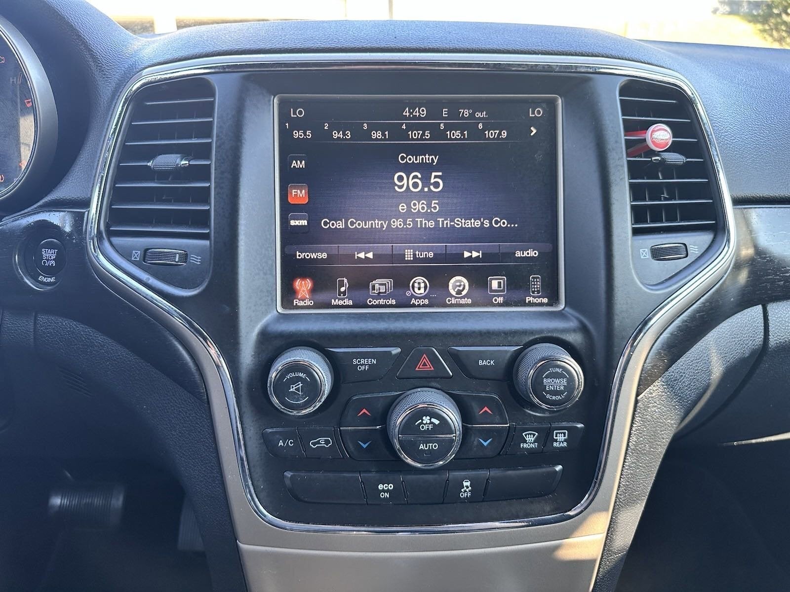 2015 Jeep Grand Cherokee Laredo