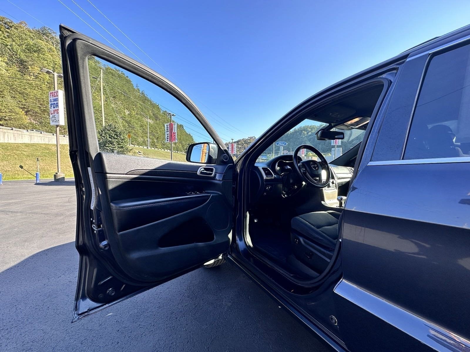 2015 Jeep Grand Cherokee Laredo