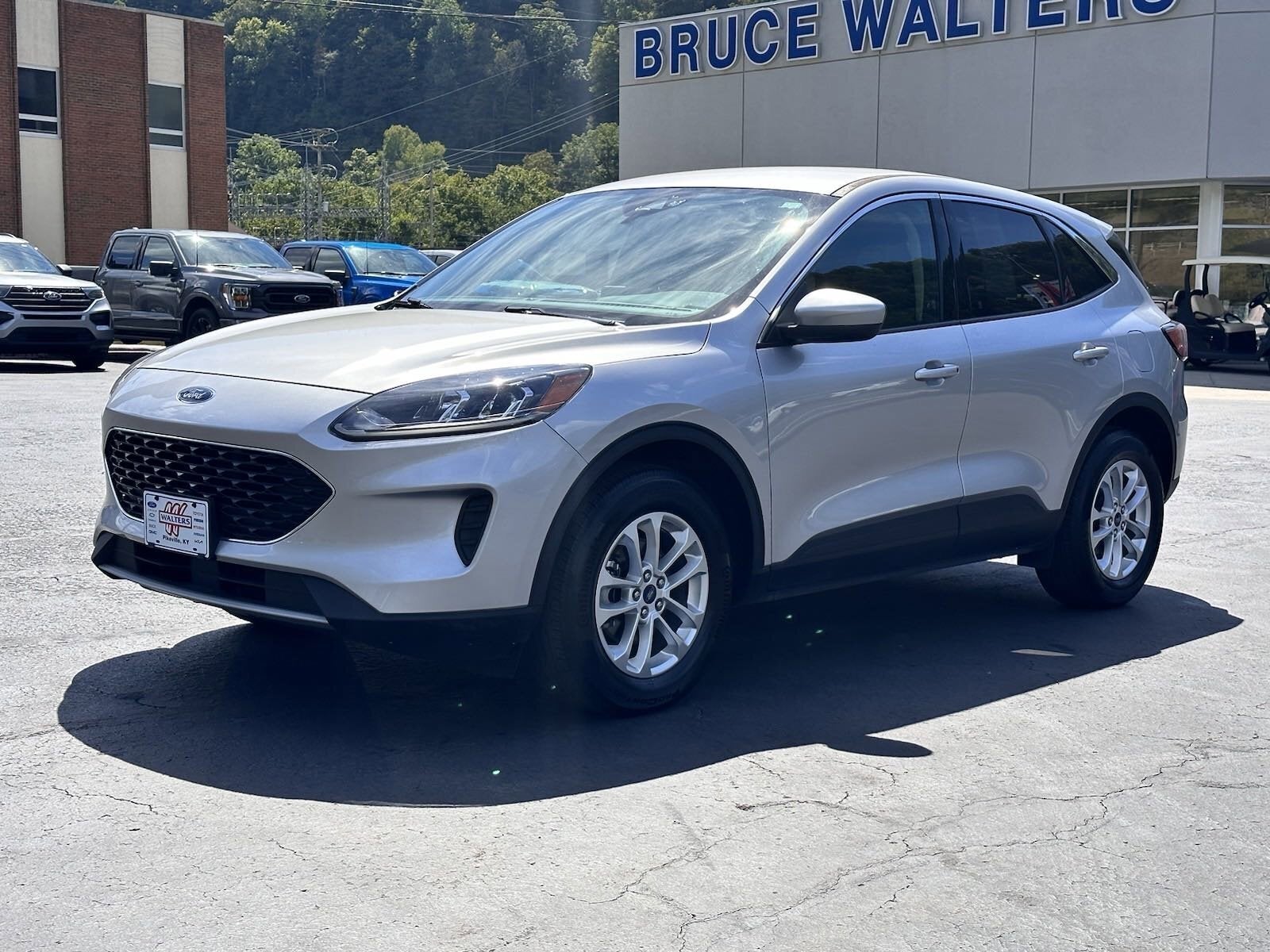 2020 Ford Escape SE