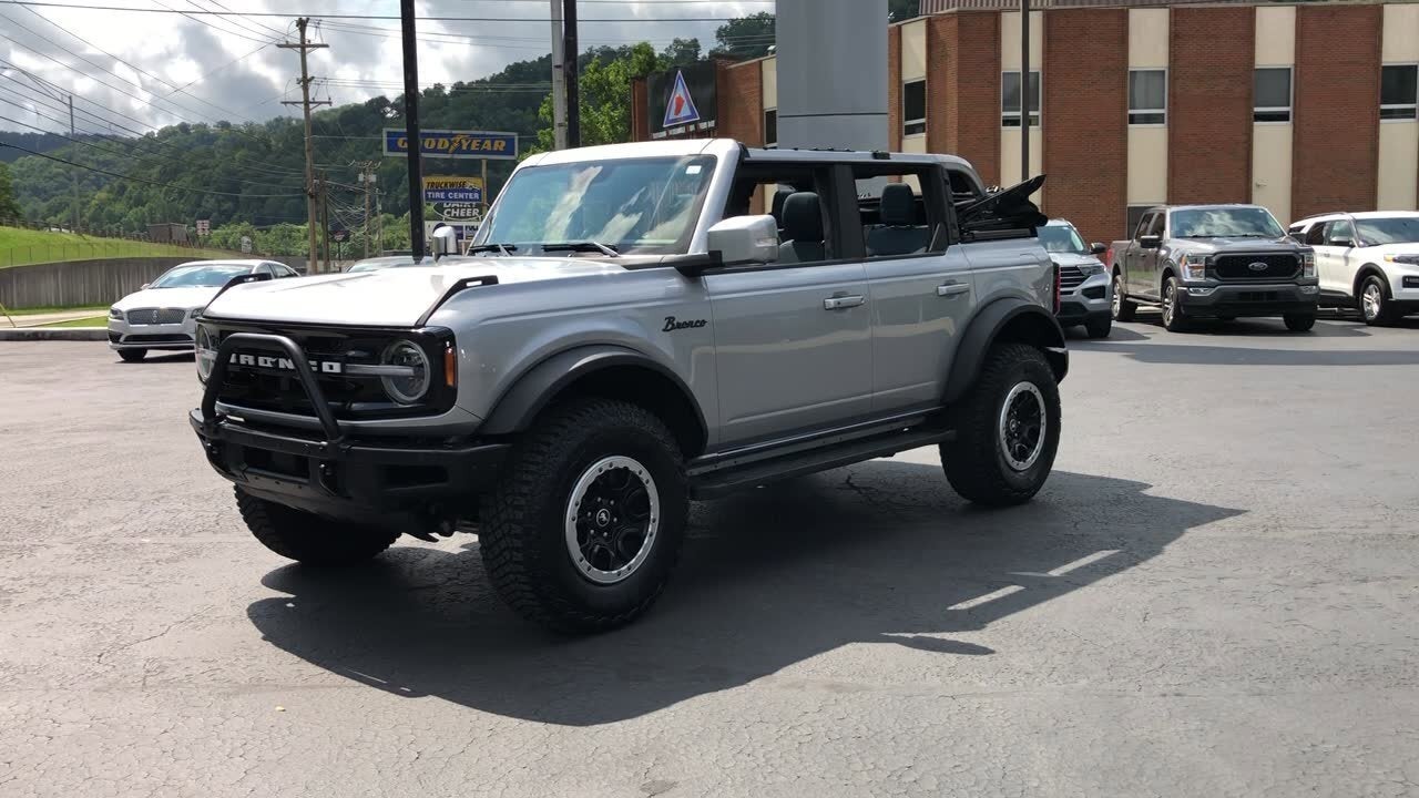2022 Ford Bronco Outer Banks