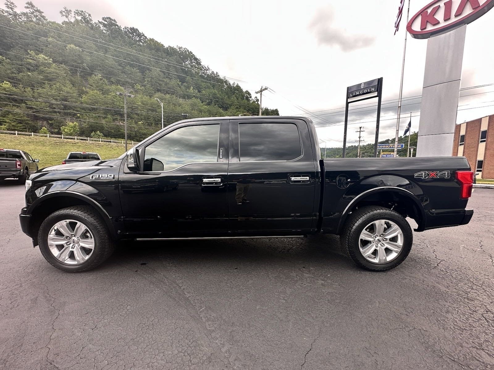 2020 Ford F-150 Platinum