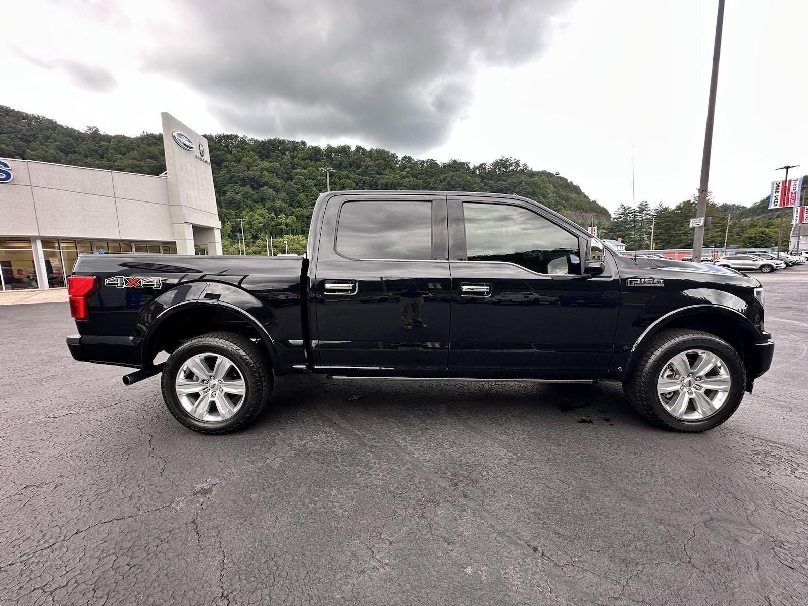 2020 Ford F-150 Platinum