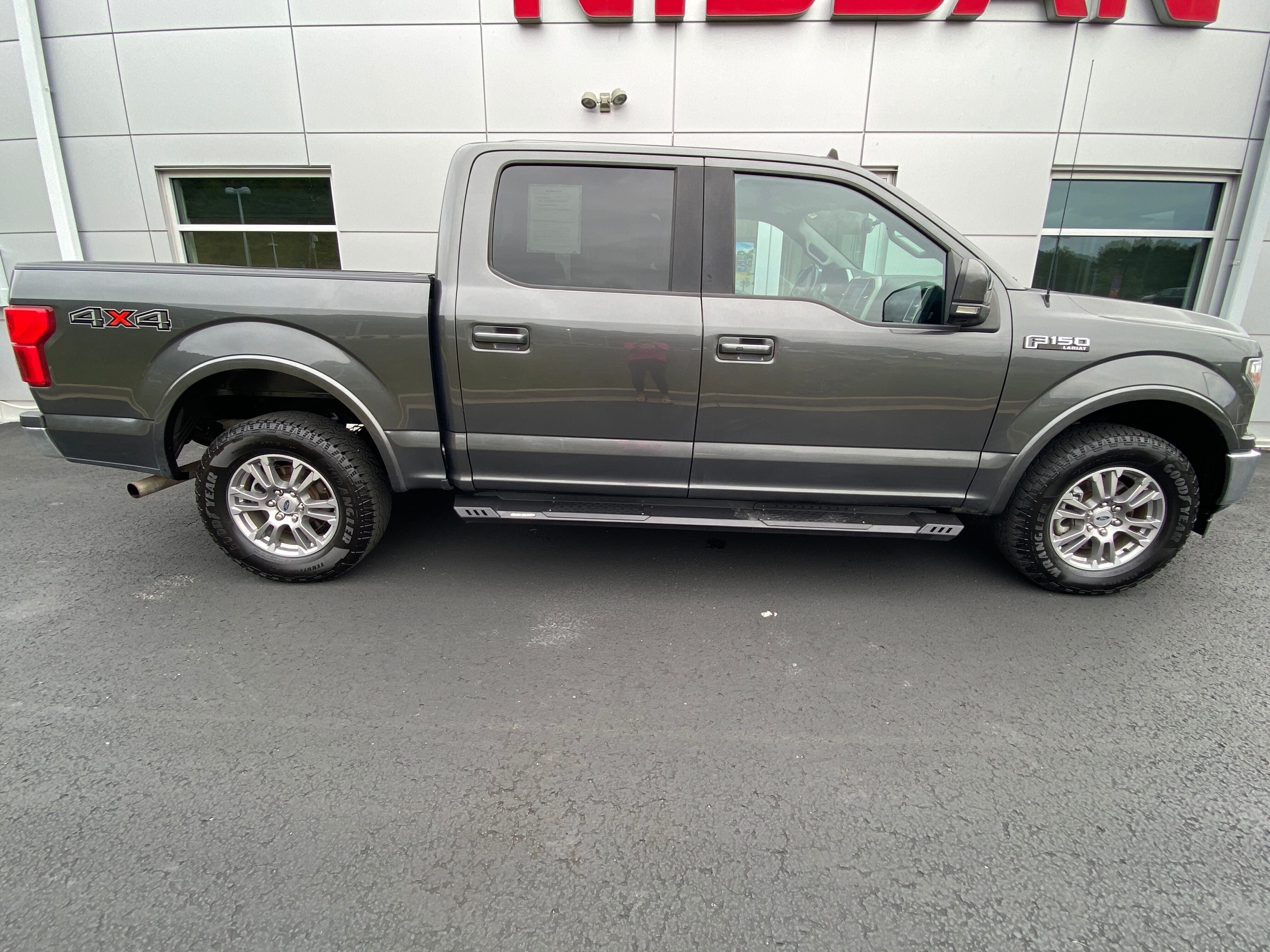 2020 Ford F-150 LARIAT