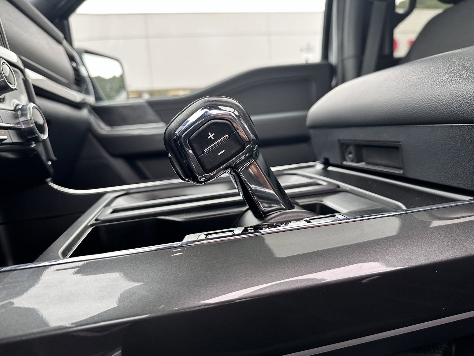 2022 Ford F-150 4x4 SuperCrew XLT