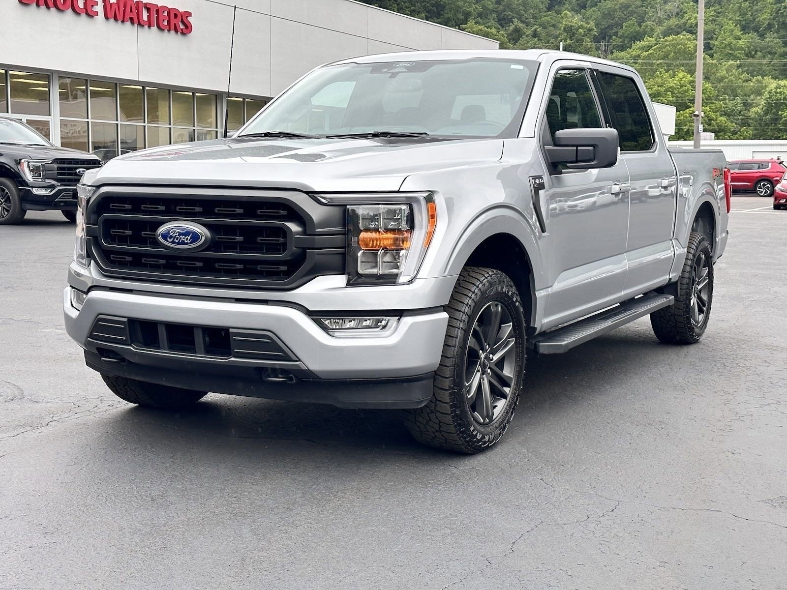 2022 Ford F-150 4x4 SuperCrew XLT