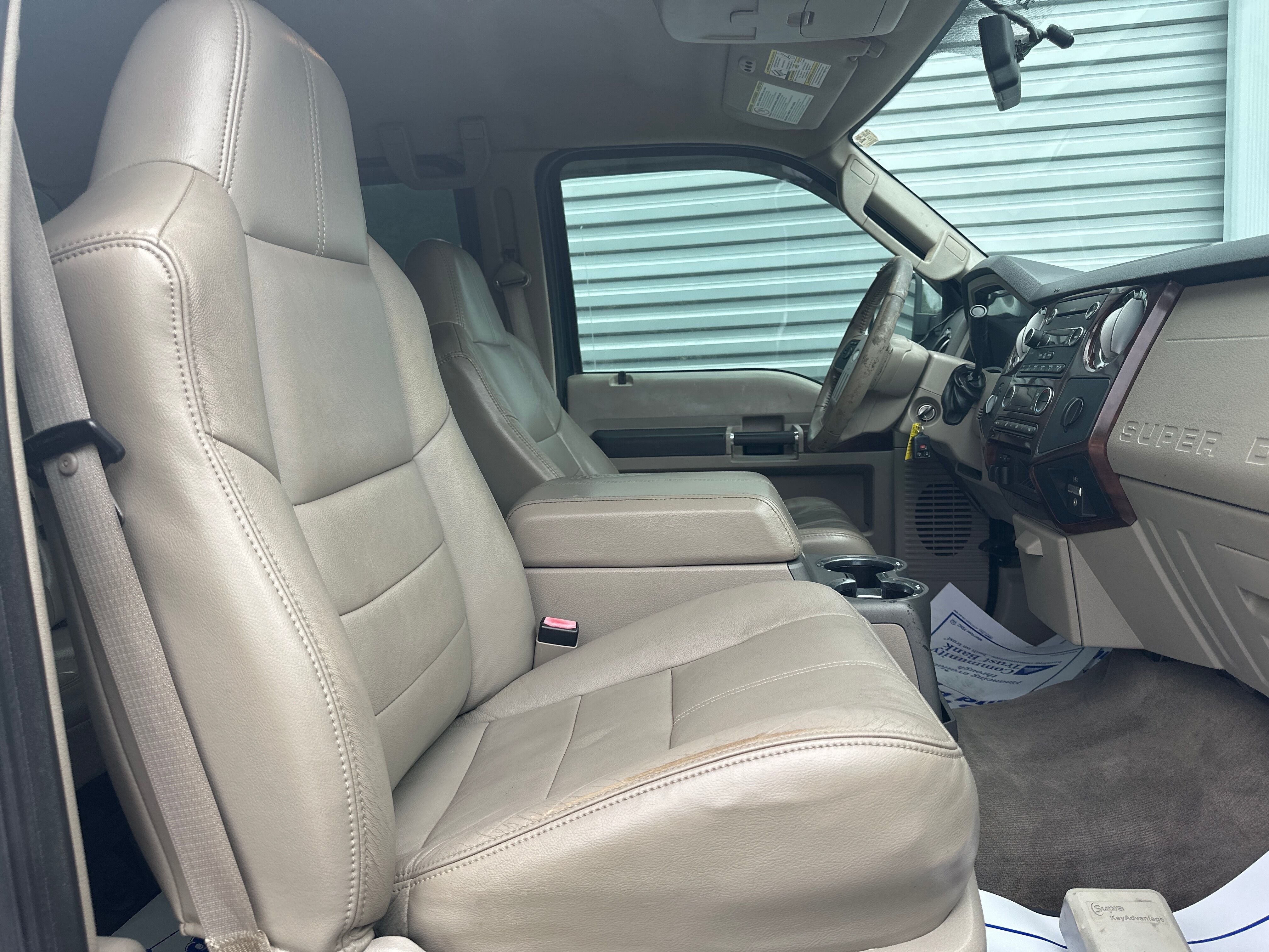 2010 Ford Super Duty F-250 SRW Lariat