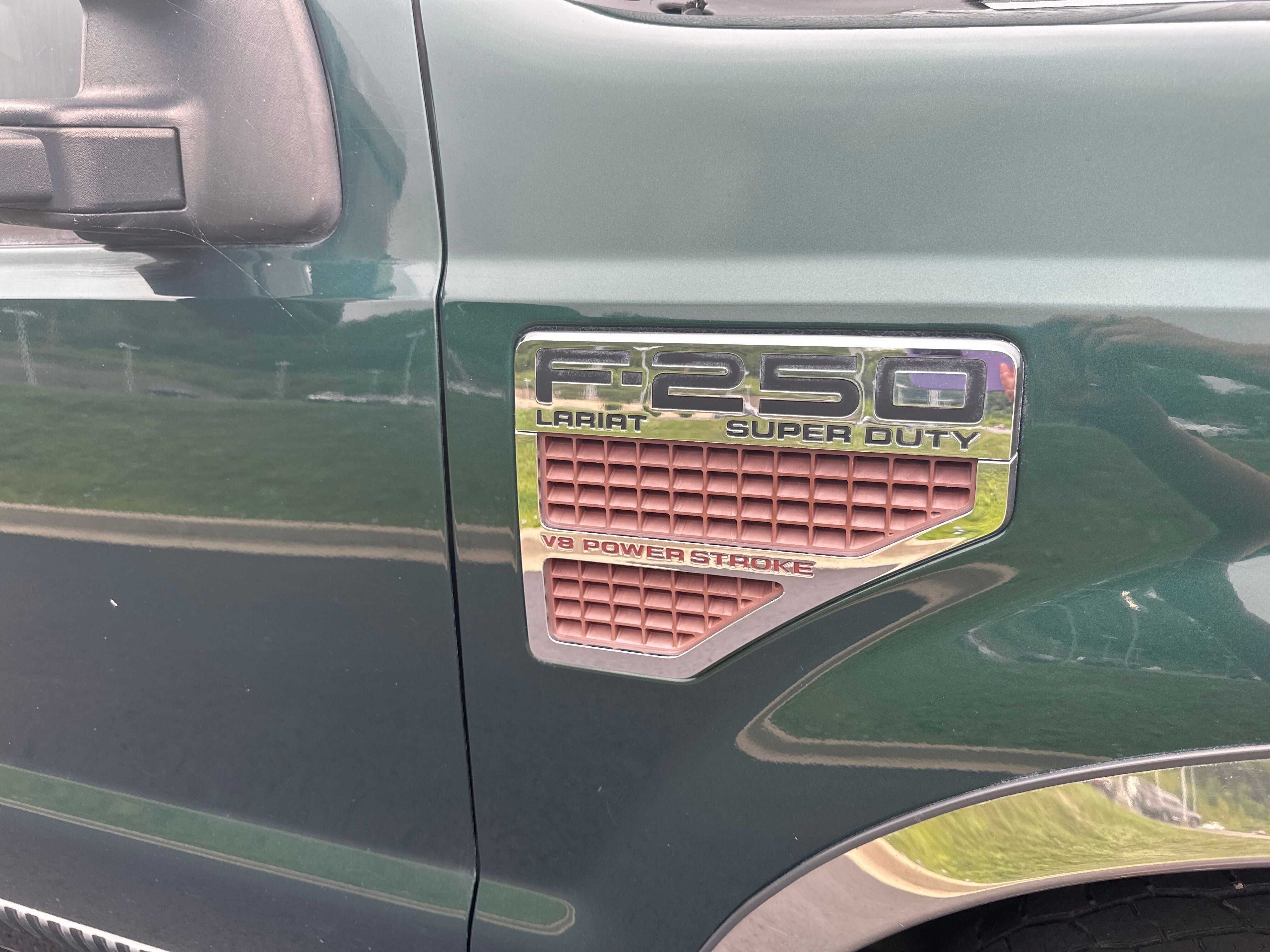 2010 Ford Super Duty F-250 SRW Lariat