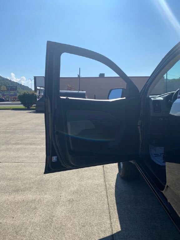 2020 Chevrolet Colorado WT