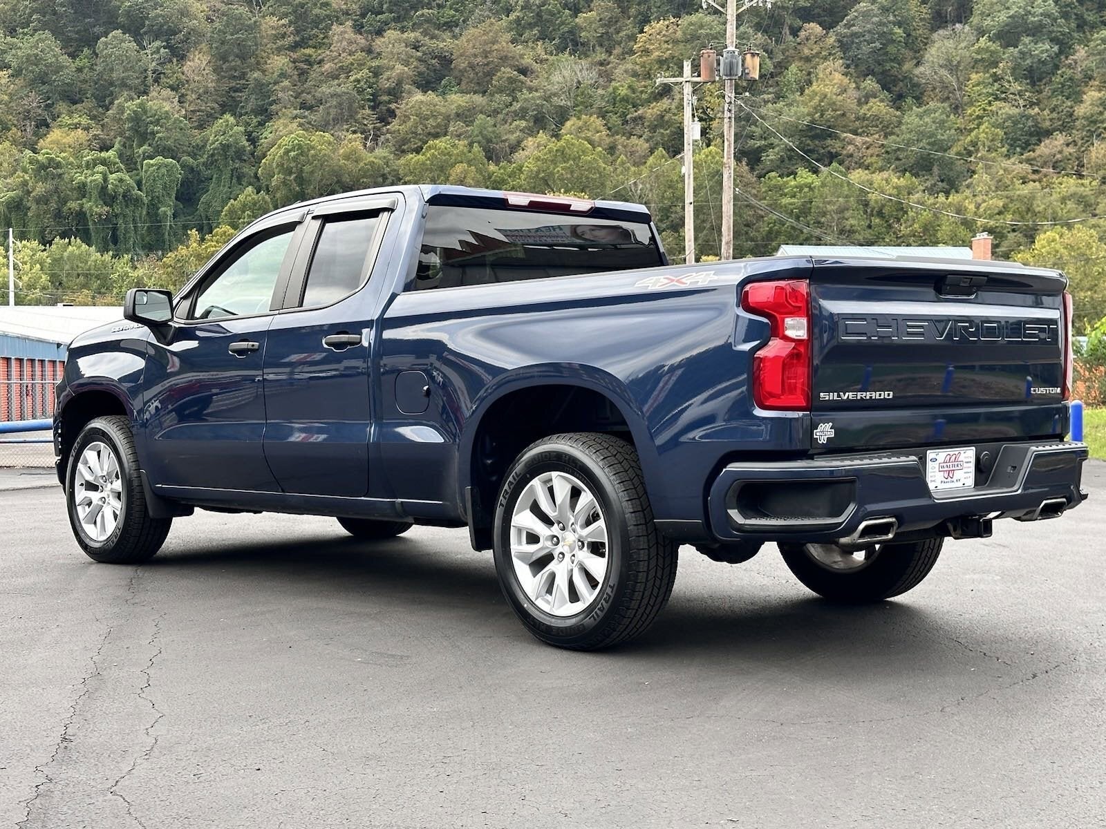 2020 Chevrolet Silverado 1500 Custom