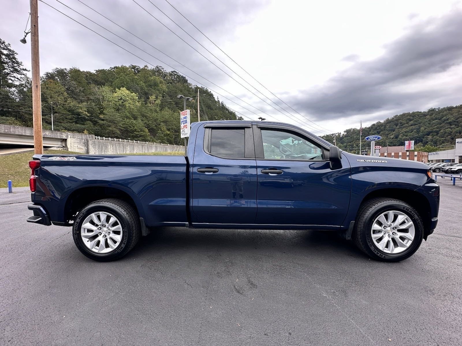 2020 Chevrolet Silverado 1500 Custom