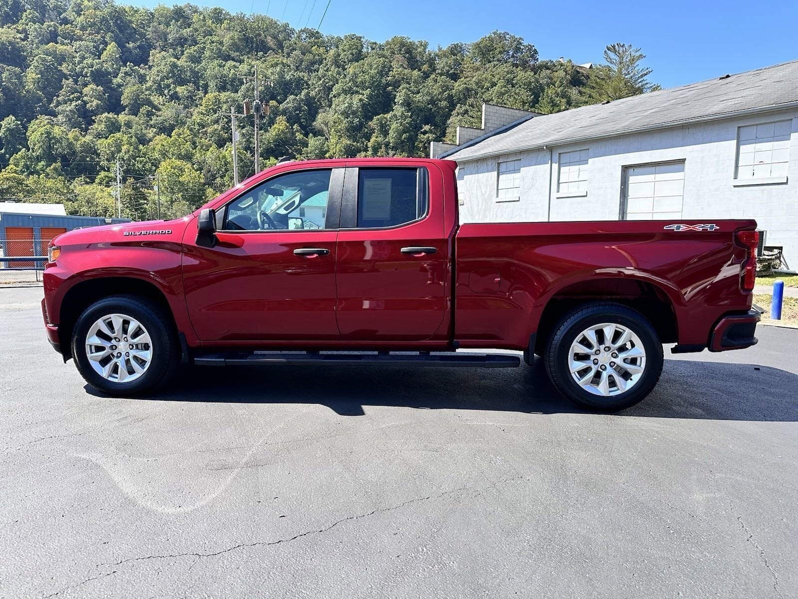 2020 Chevrolet Silverado 1500 Custom