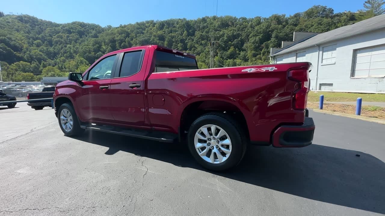 2020 Chevrolet Silverado 1500 Custom