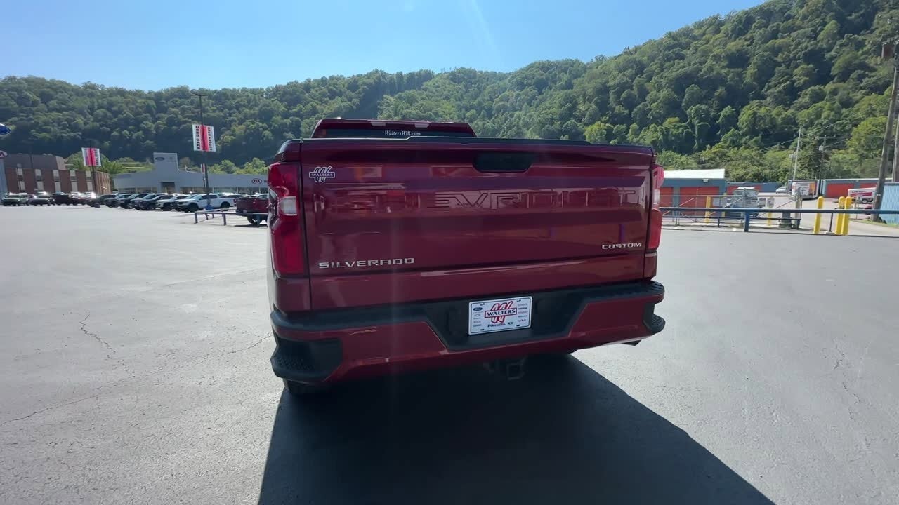 2020 Chevrolet Silverado 1500 Custom