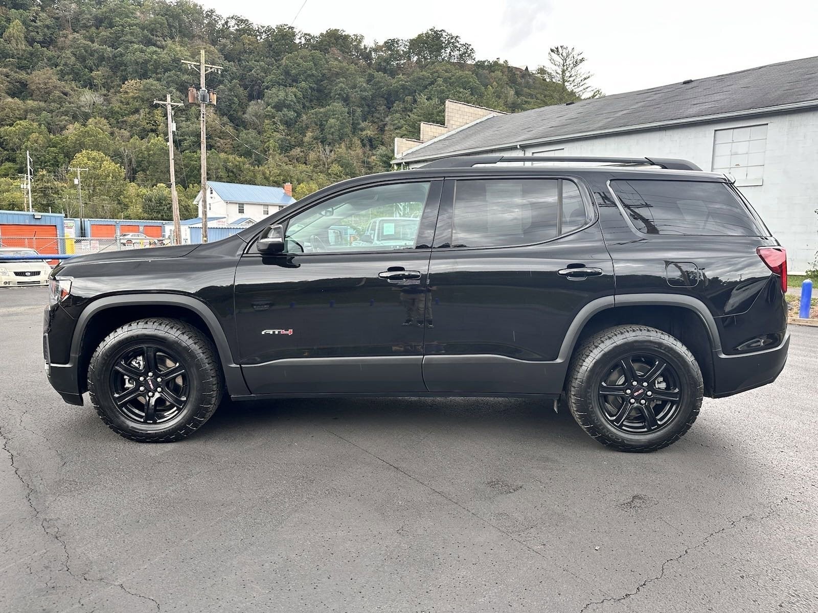 2021 GMC Acadia AT4