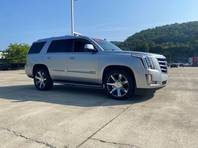 2016 Cadillac Escalade Luxury Collection