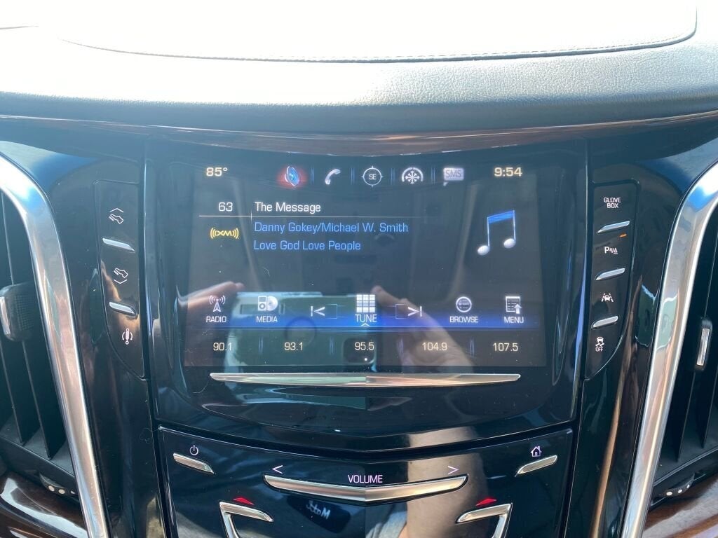 2016 Cadillac Escalade Luxury Collection