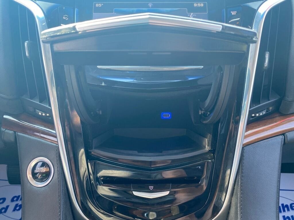 2016 Cadillac Escalade Luxury Collection