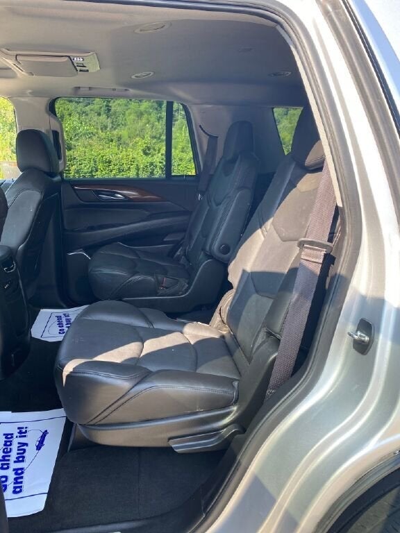 2016 Cadillac Escalade Luxury Collection