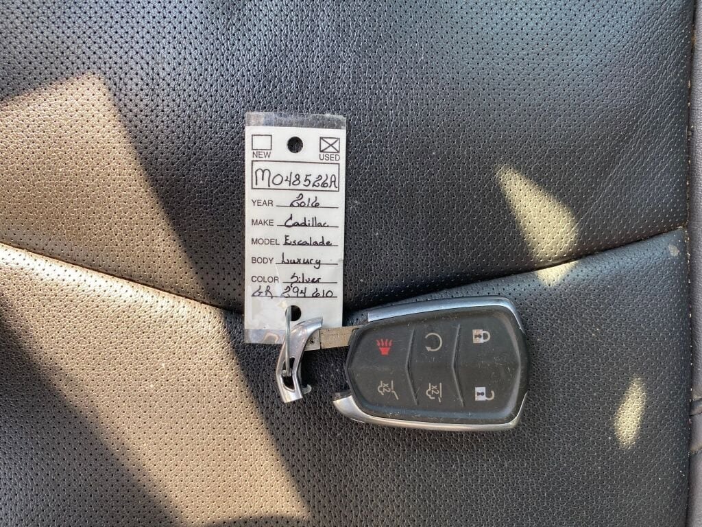 2016 Cadillac Escalade Luxury Collection