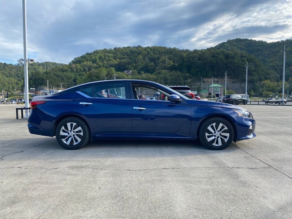 2022 Nissan Altima 2.5 S