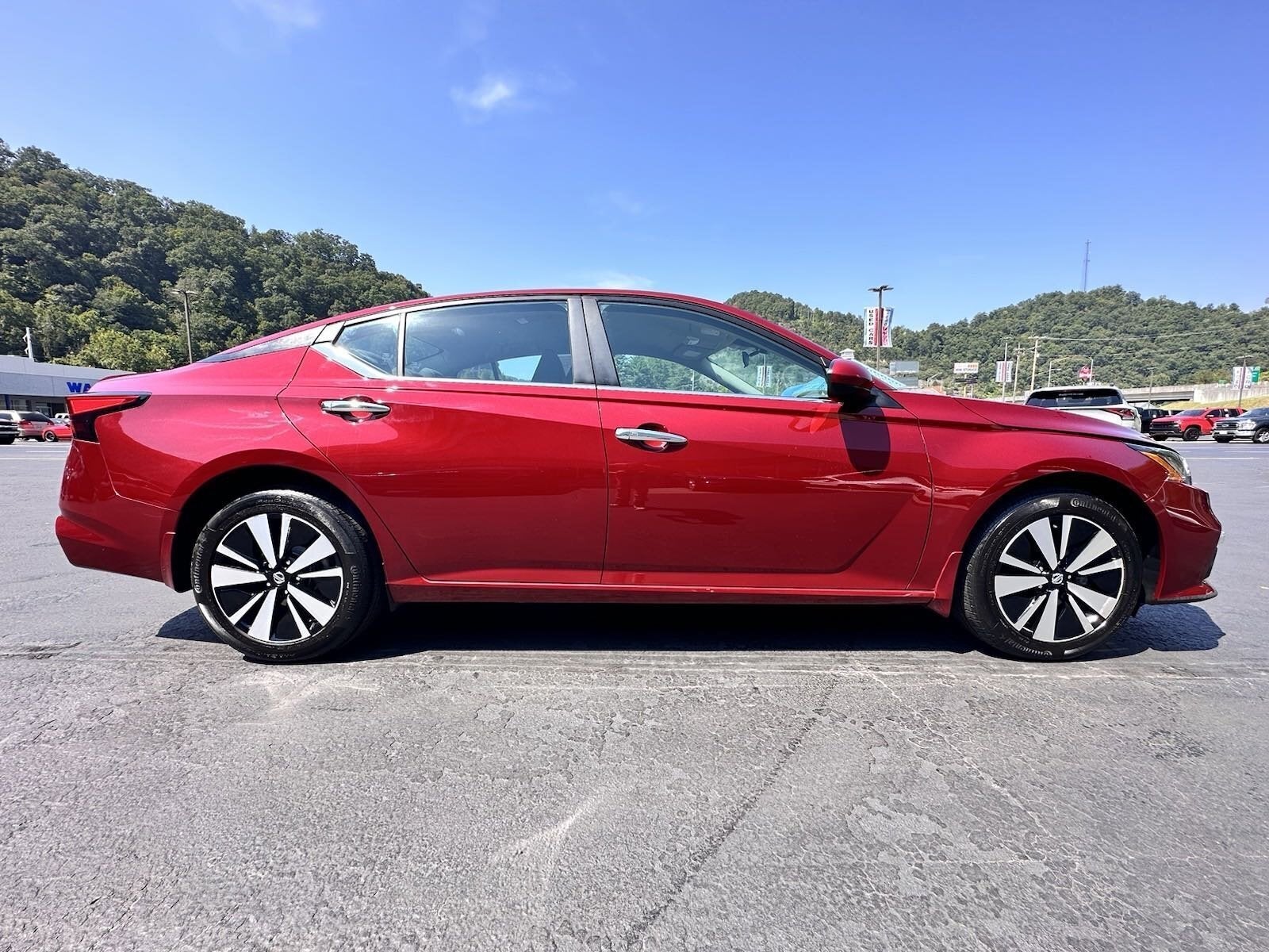 2021 Nissan Altima 2.5 SV
