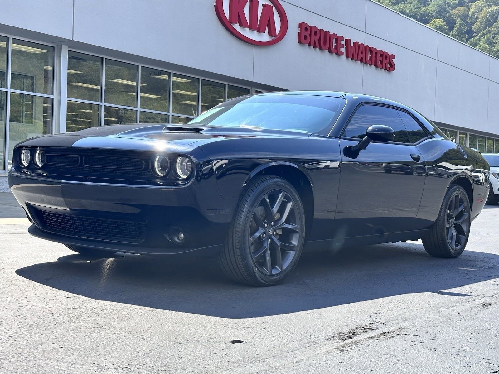 2022 Dodge Challenger SXT