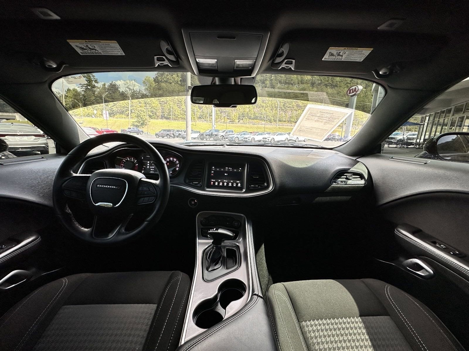 2022 Dodge Challenger SXT