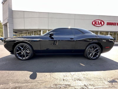 2022 Dodge Challenger SXT