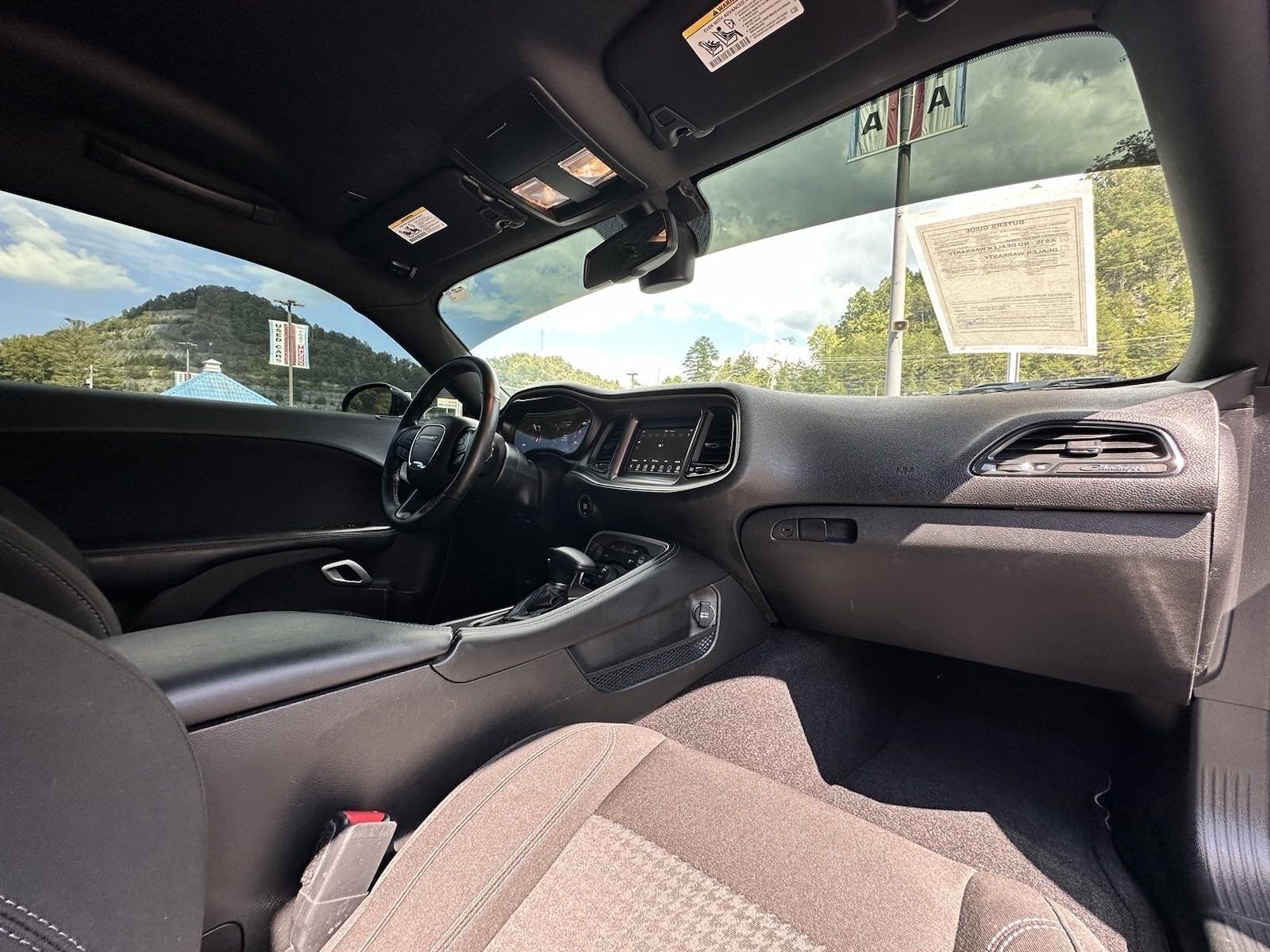 2022 Dodge Challenger SXT