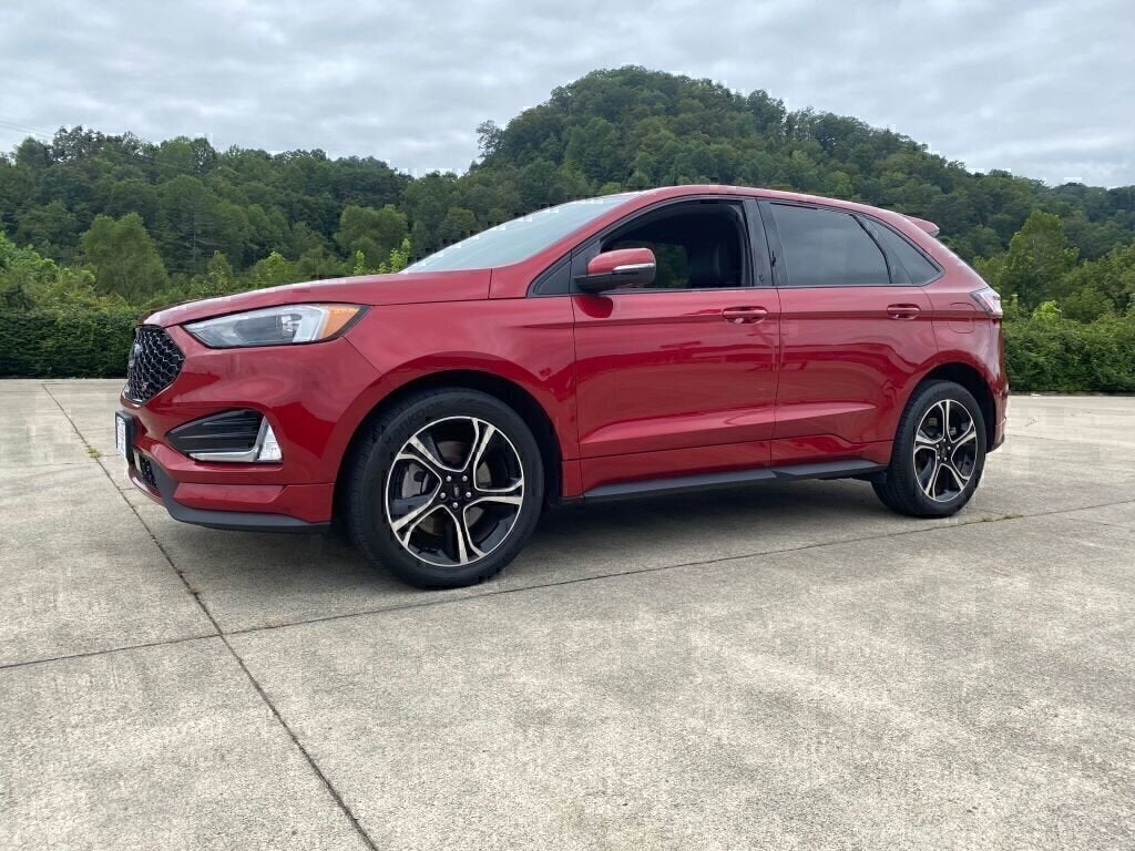 2021 Ford Edge ST