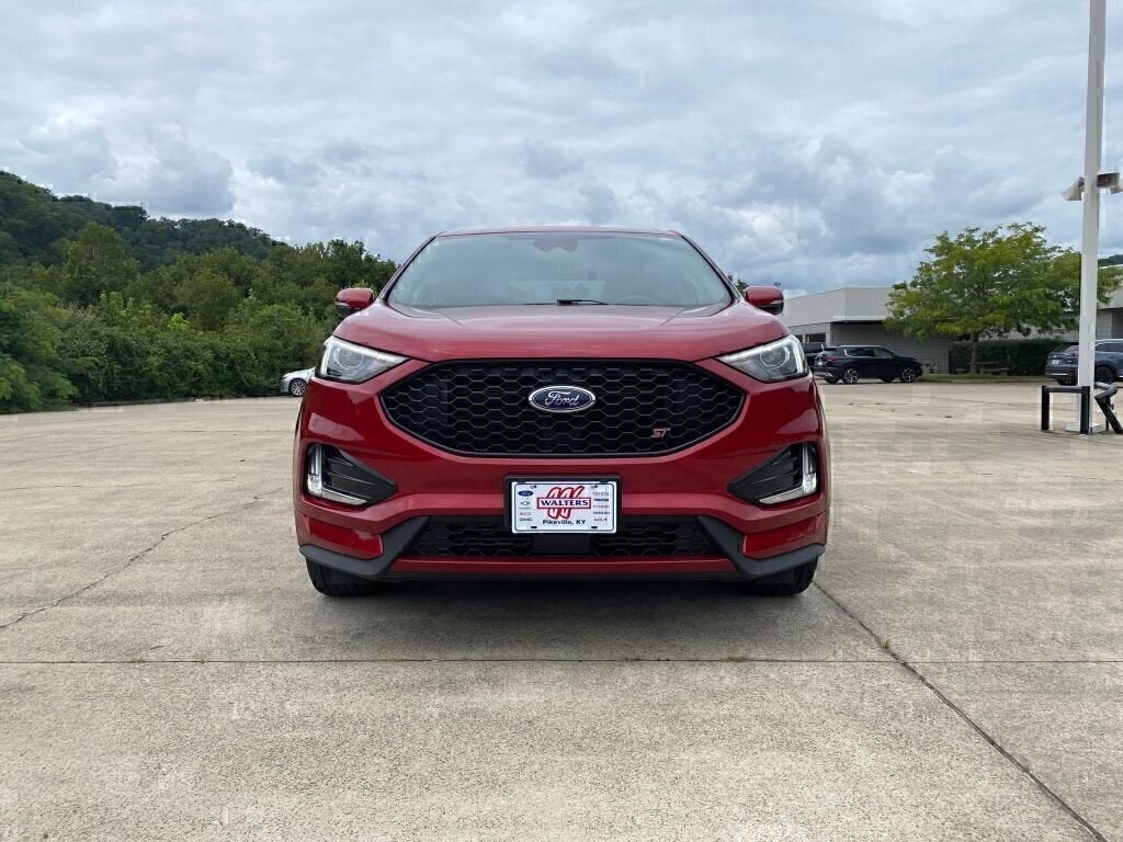 2021 Ford Edge ST
