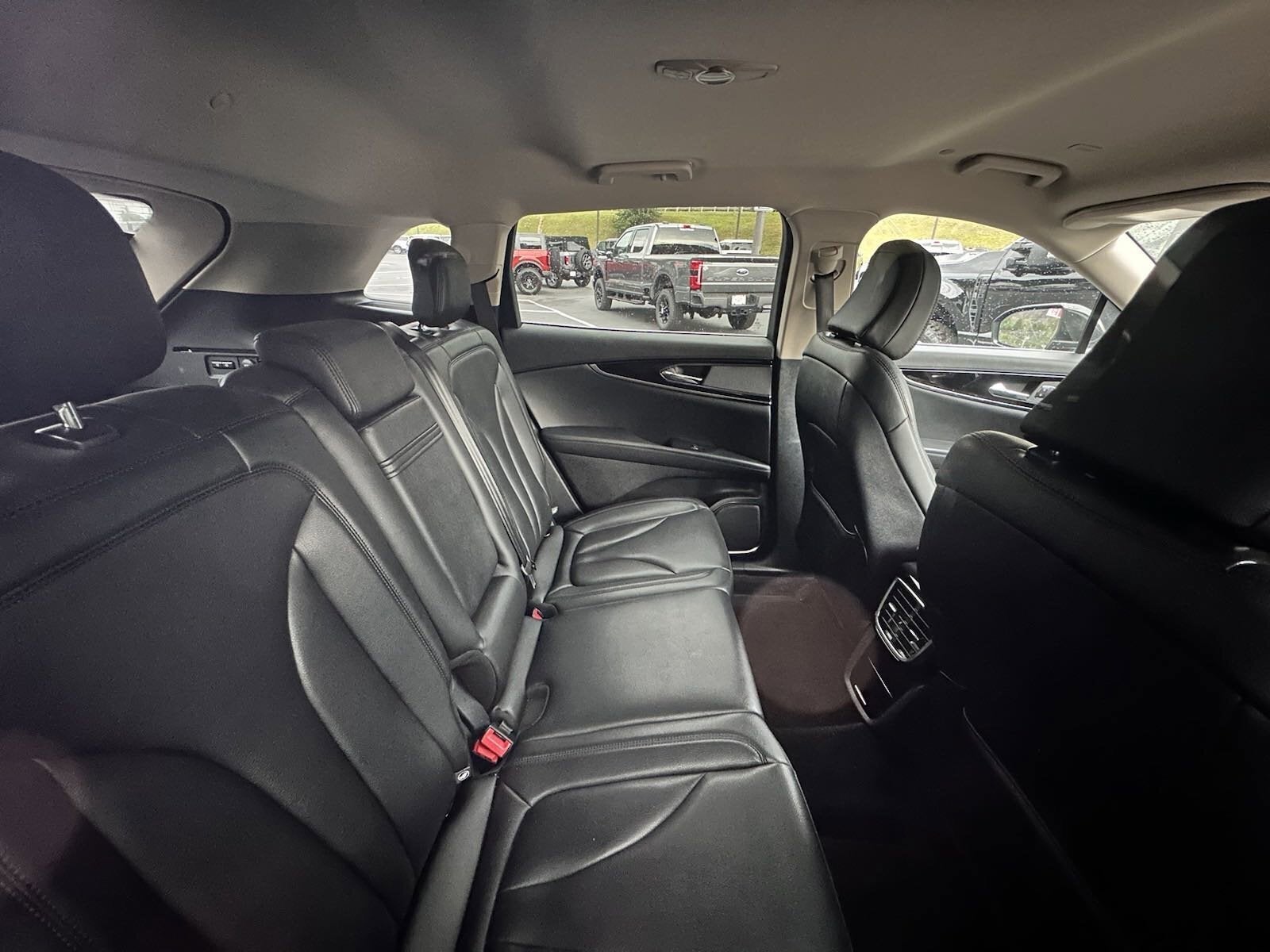 2022 Lincoln Nautilus Standard