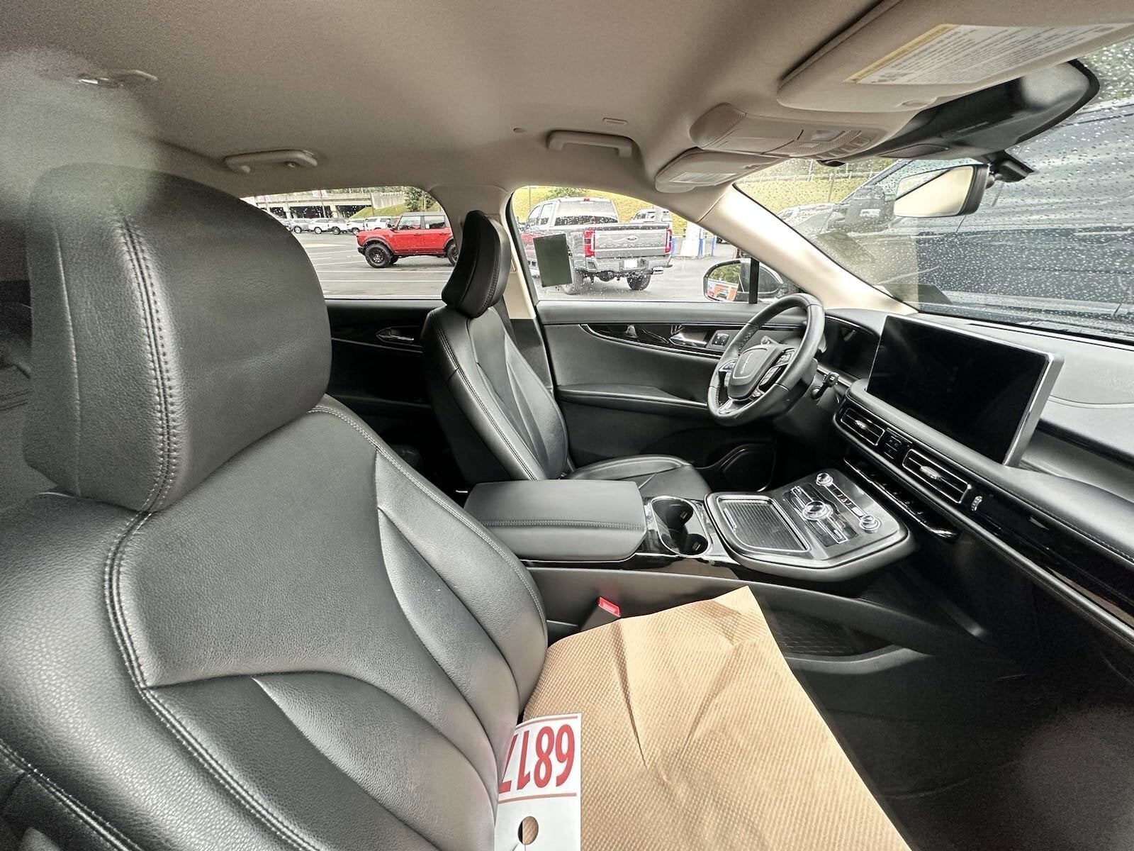 2022 Lincoln Nautilus Standard