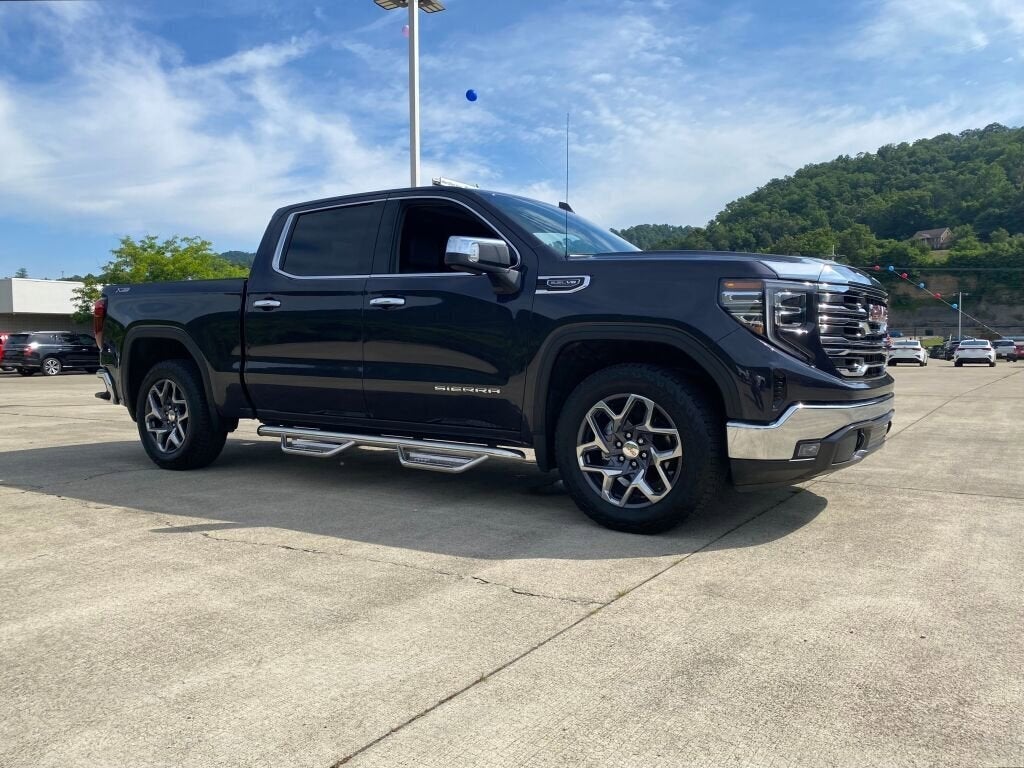 2022 GMC Sierra 1500 SLT