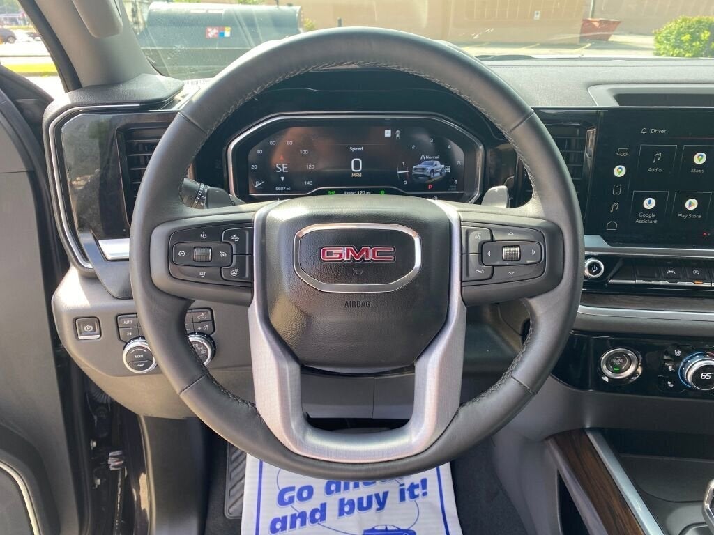 2022 GMC Sierra 1500 SLT