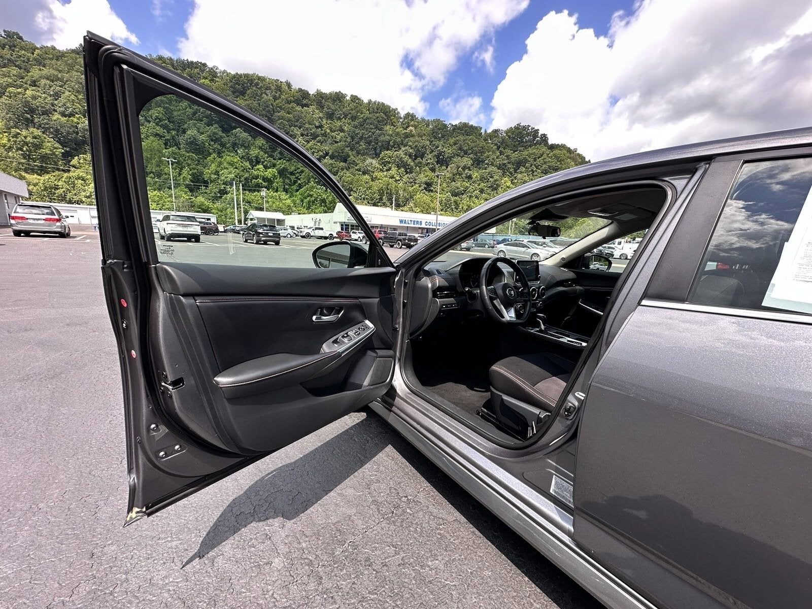 2020 Nissan Sentra SR