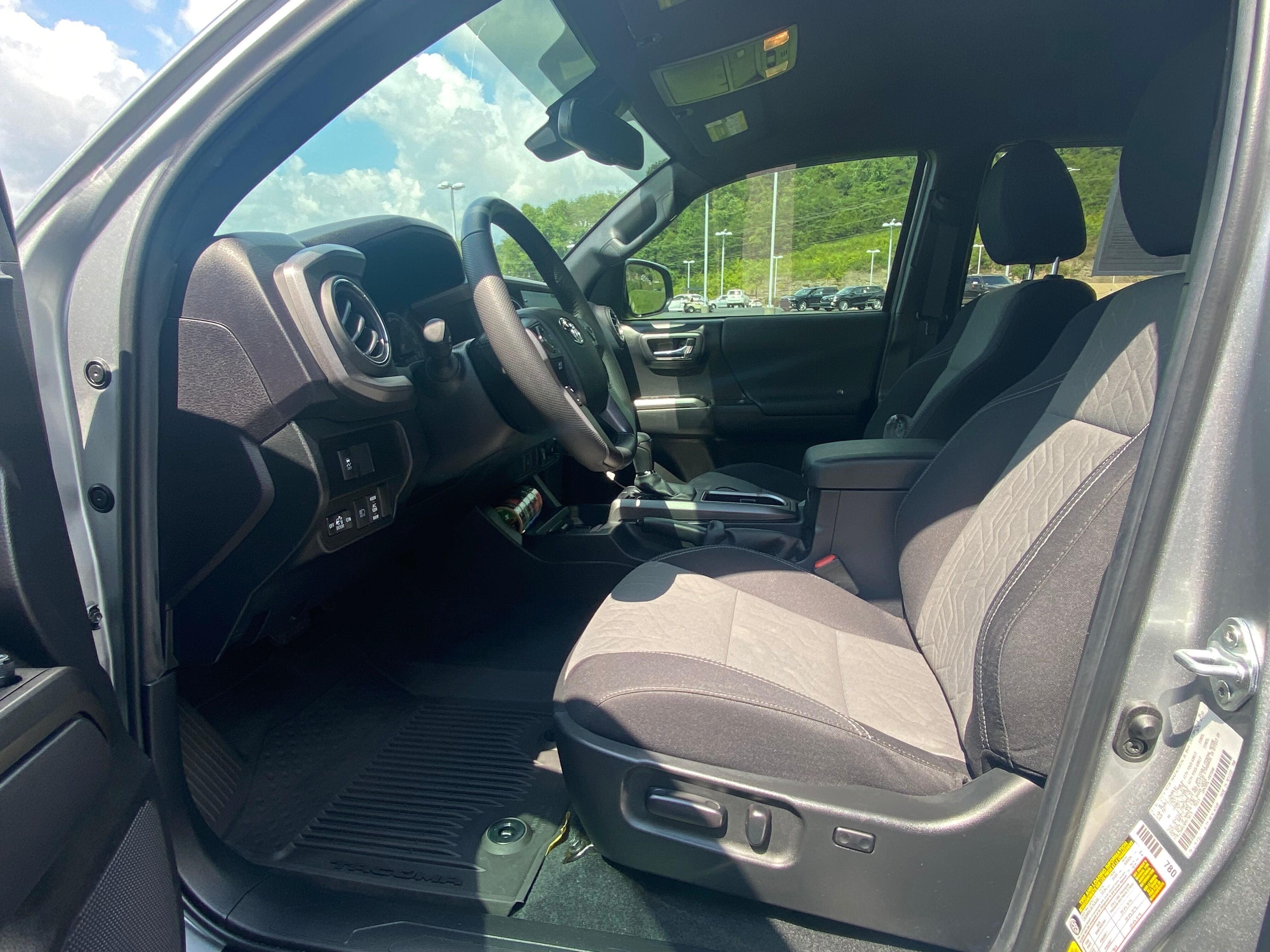 2022 Toyota Tacoma Base