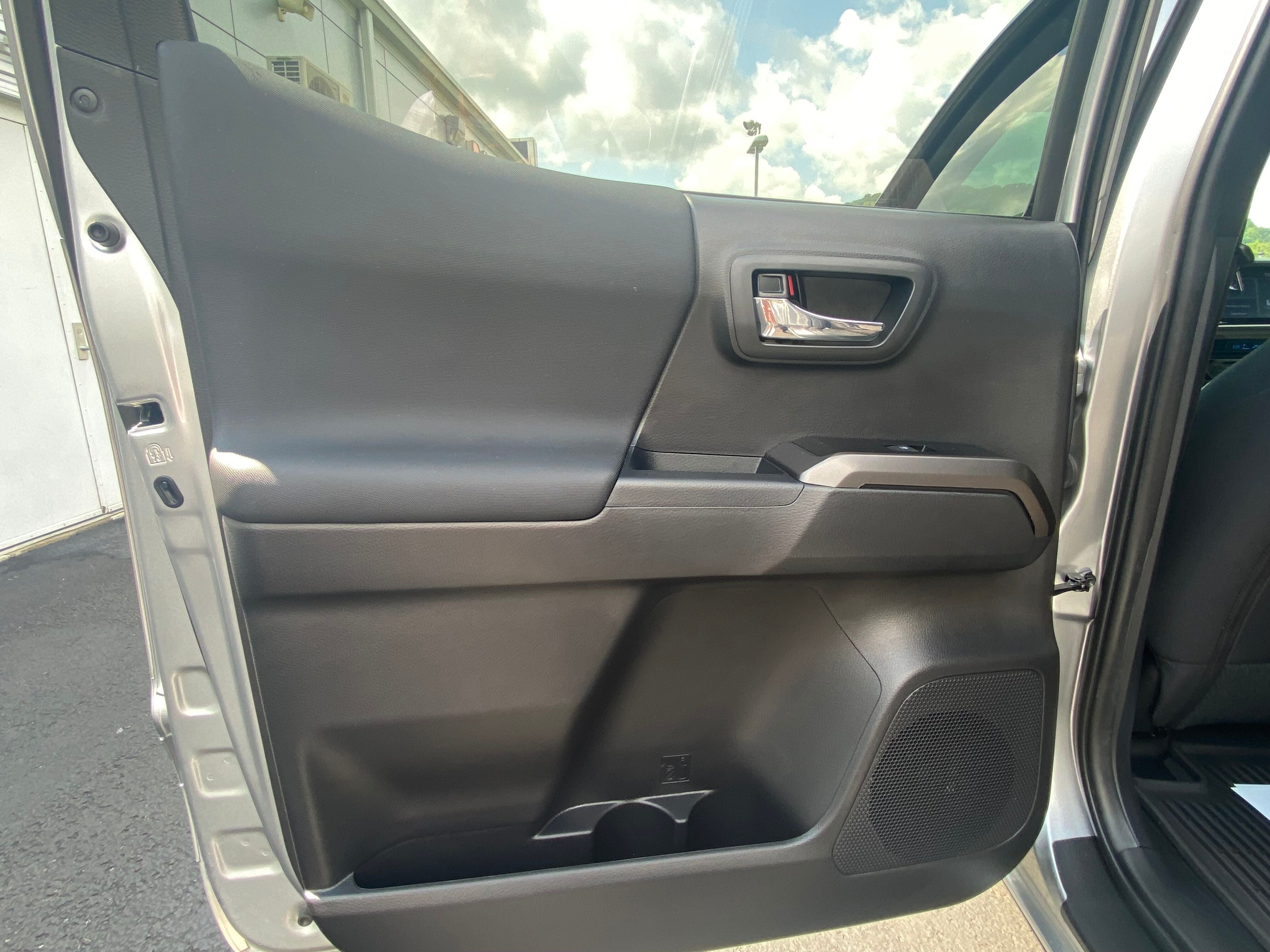 2022 Toyota Tacoma Base