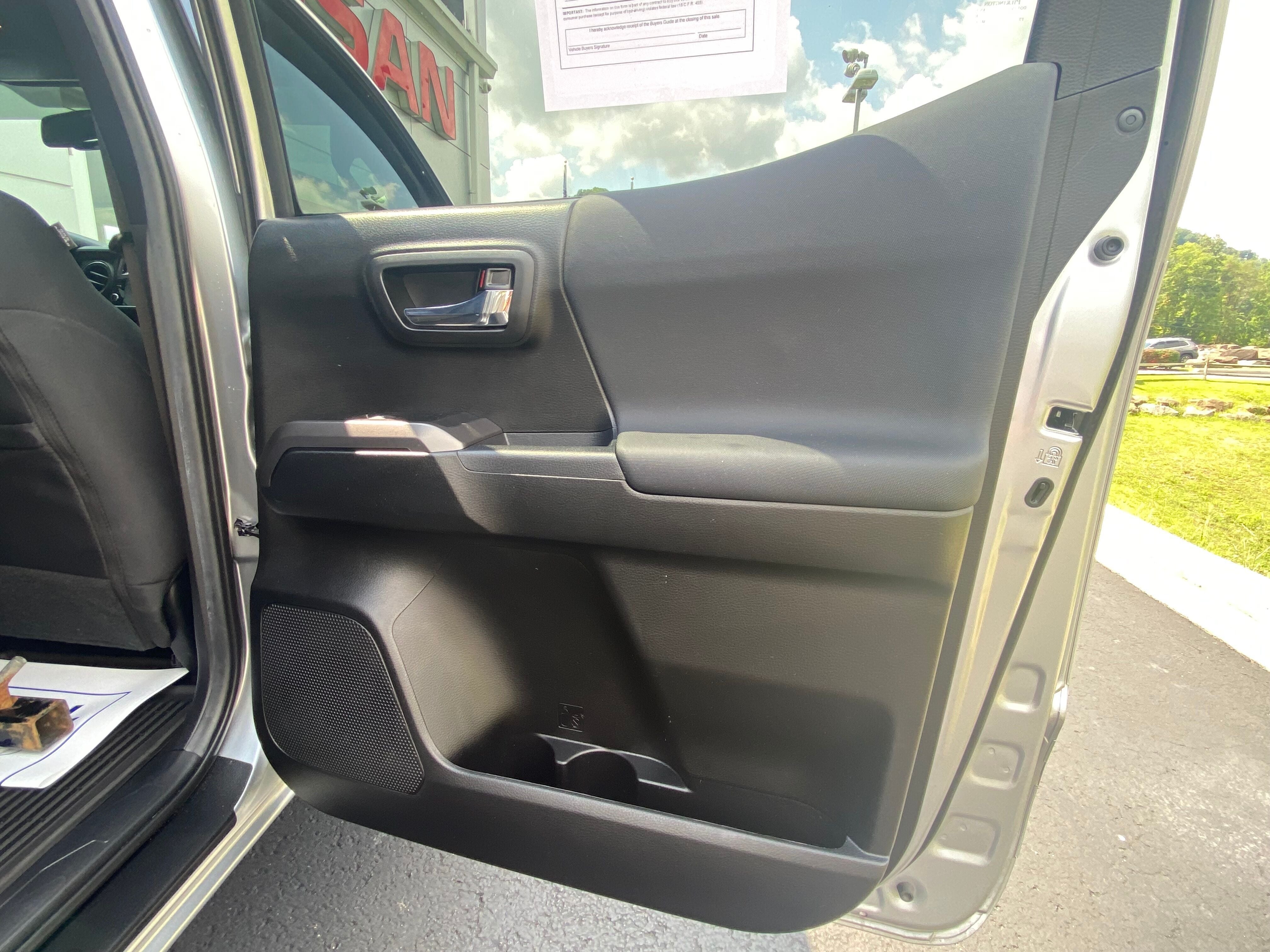 2022 Toyota Tacoma Base