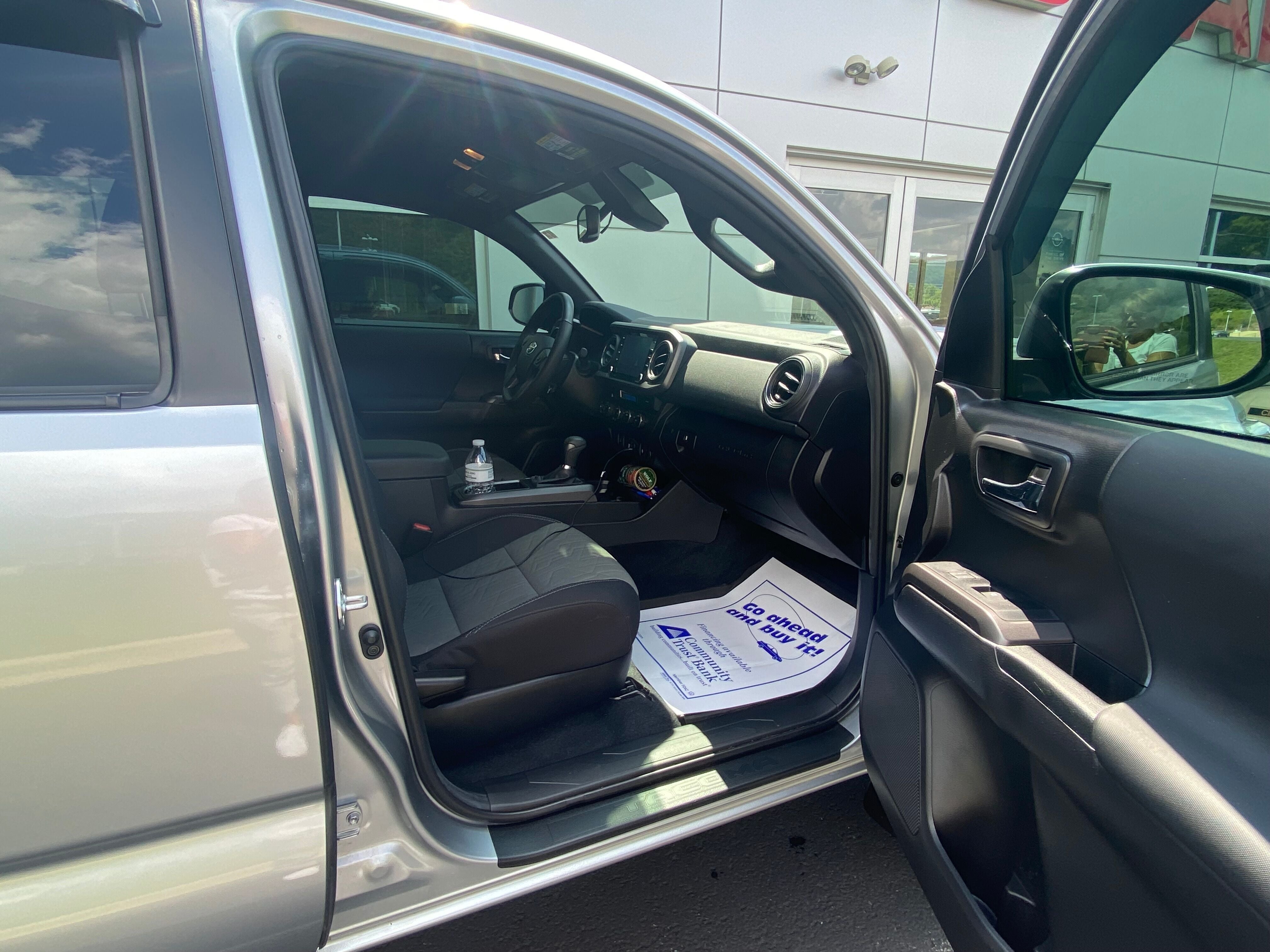 2022 Toyota Tacoma Base