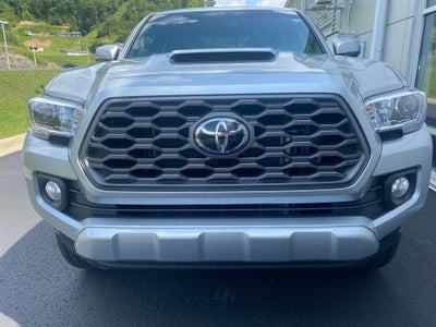 2022 Toyota Tacoma Base