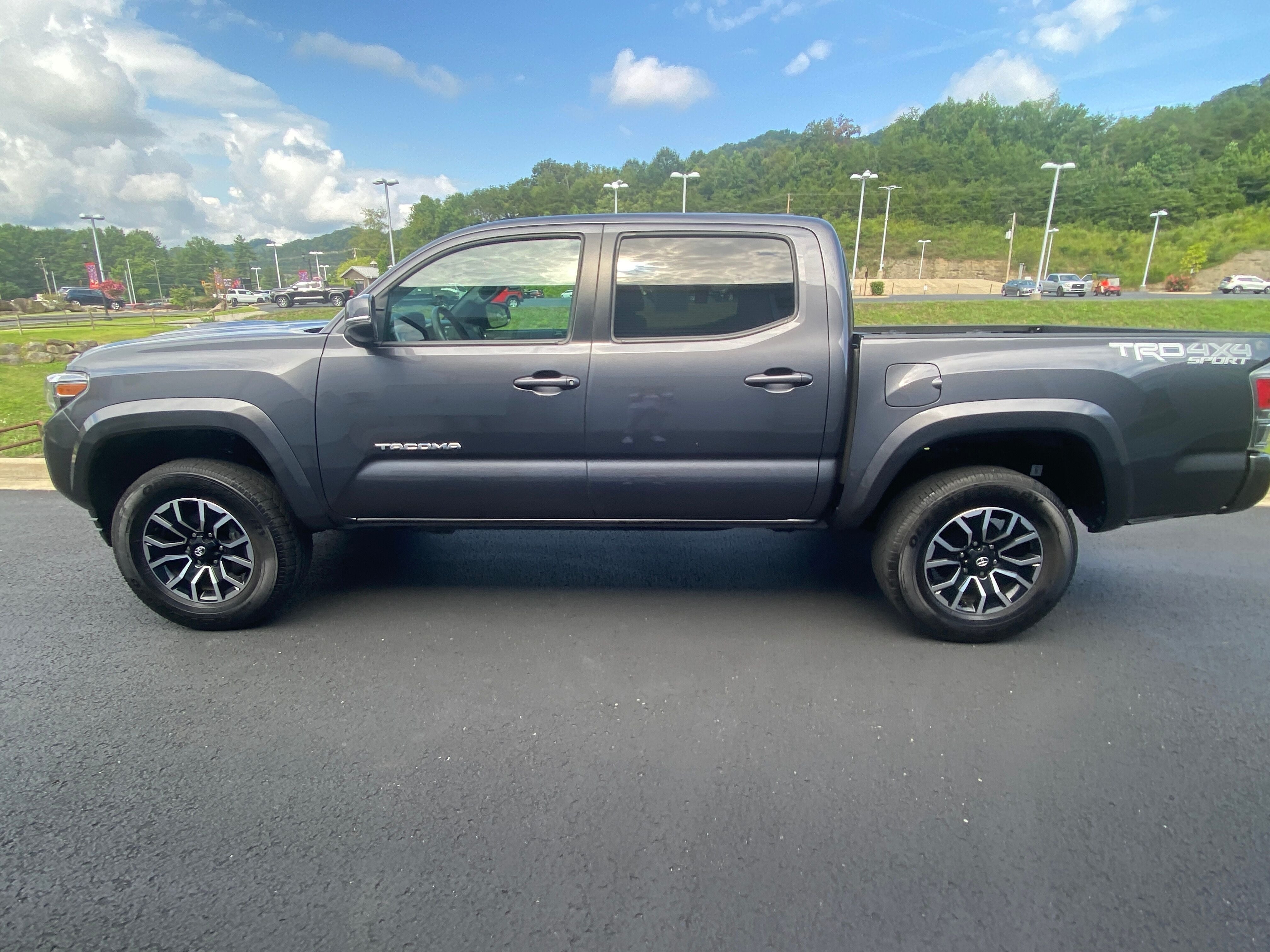 2022 Toyota Tacoma Base