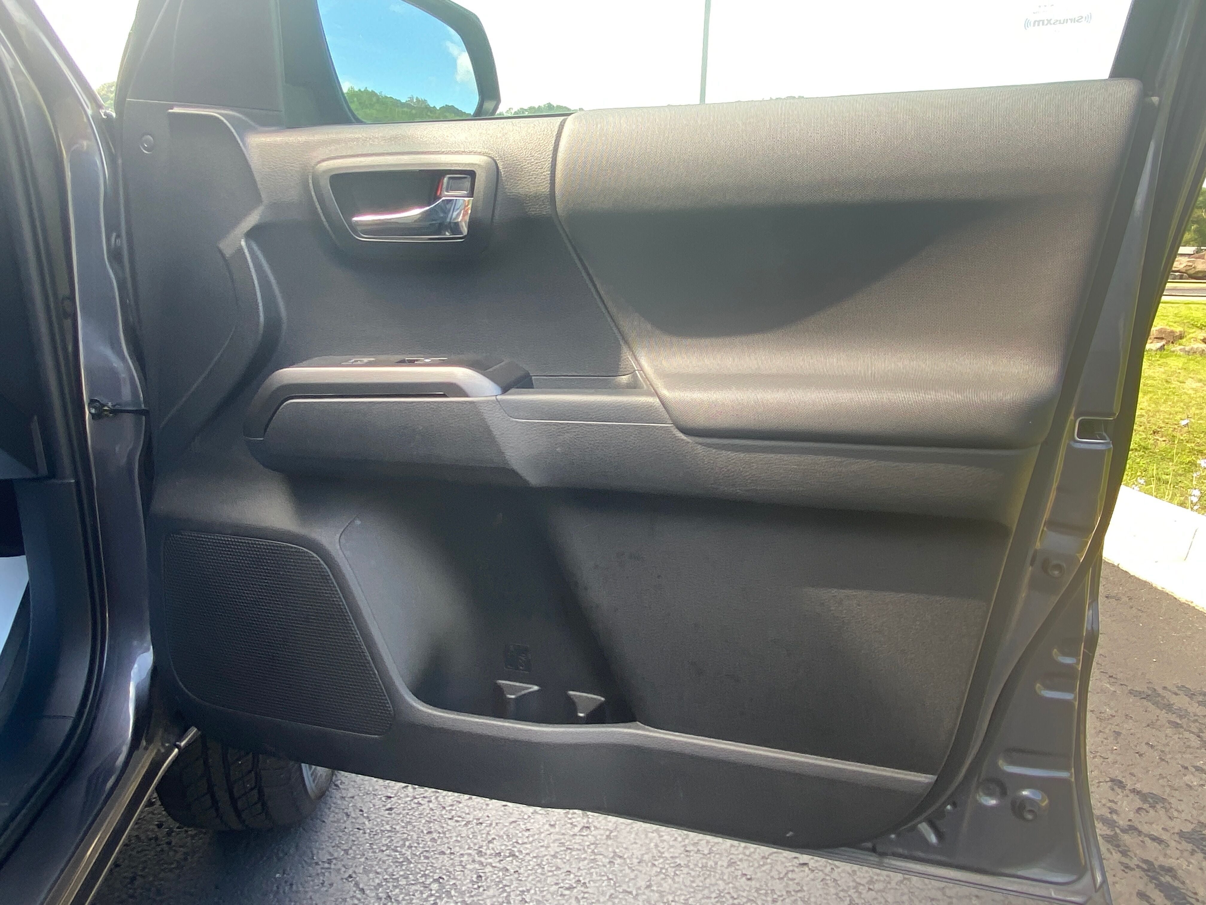 2022 Toyota Tacoma Base