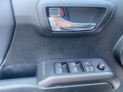 2022 Toyota Tacoma Base