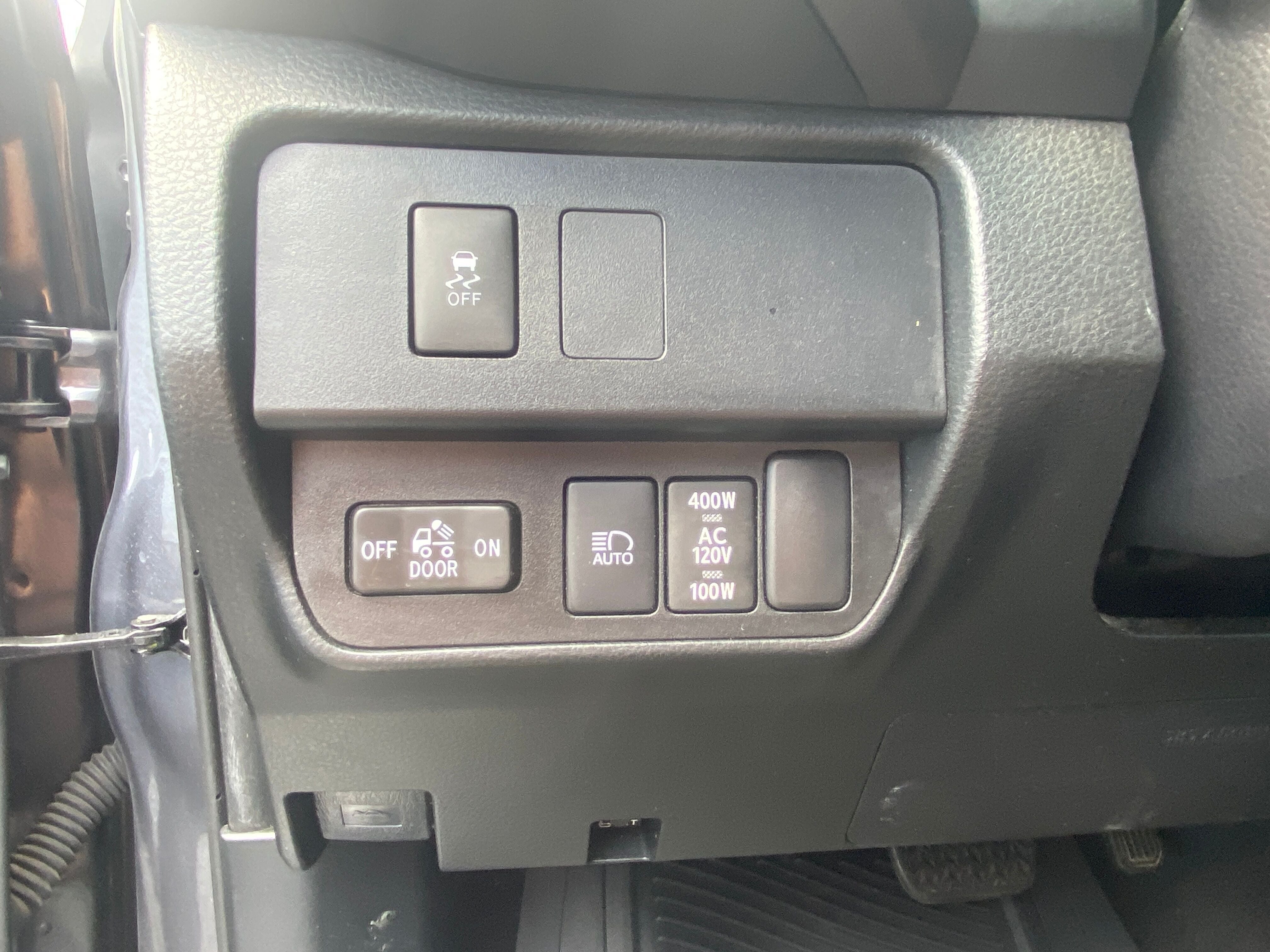 2022 Toyota Tacoma Base