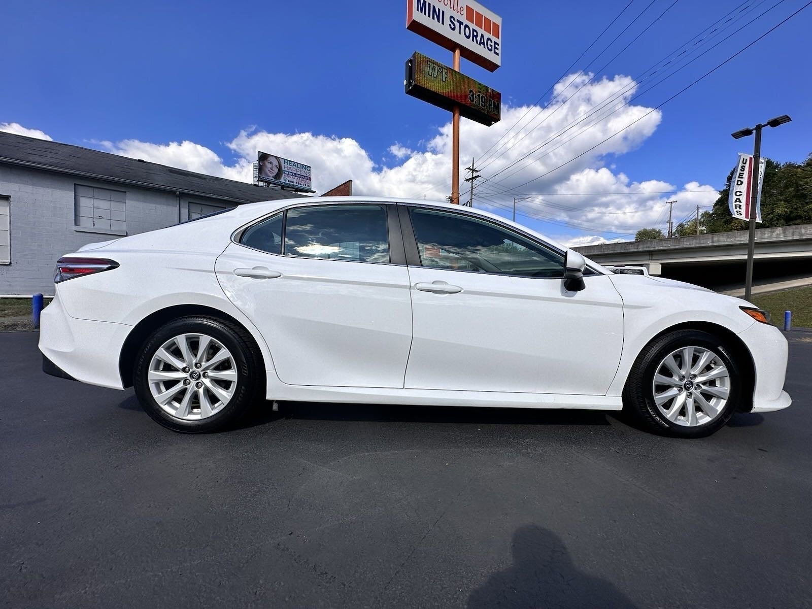 2019 Toyota Camry LE