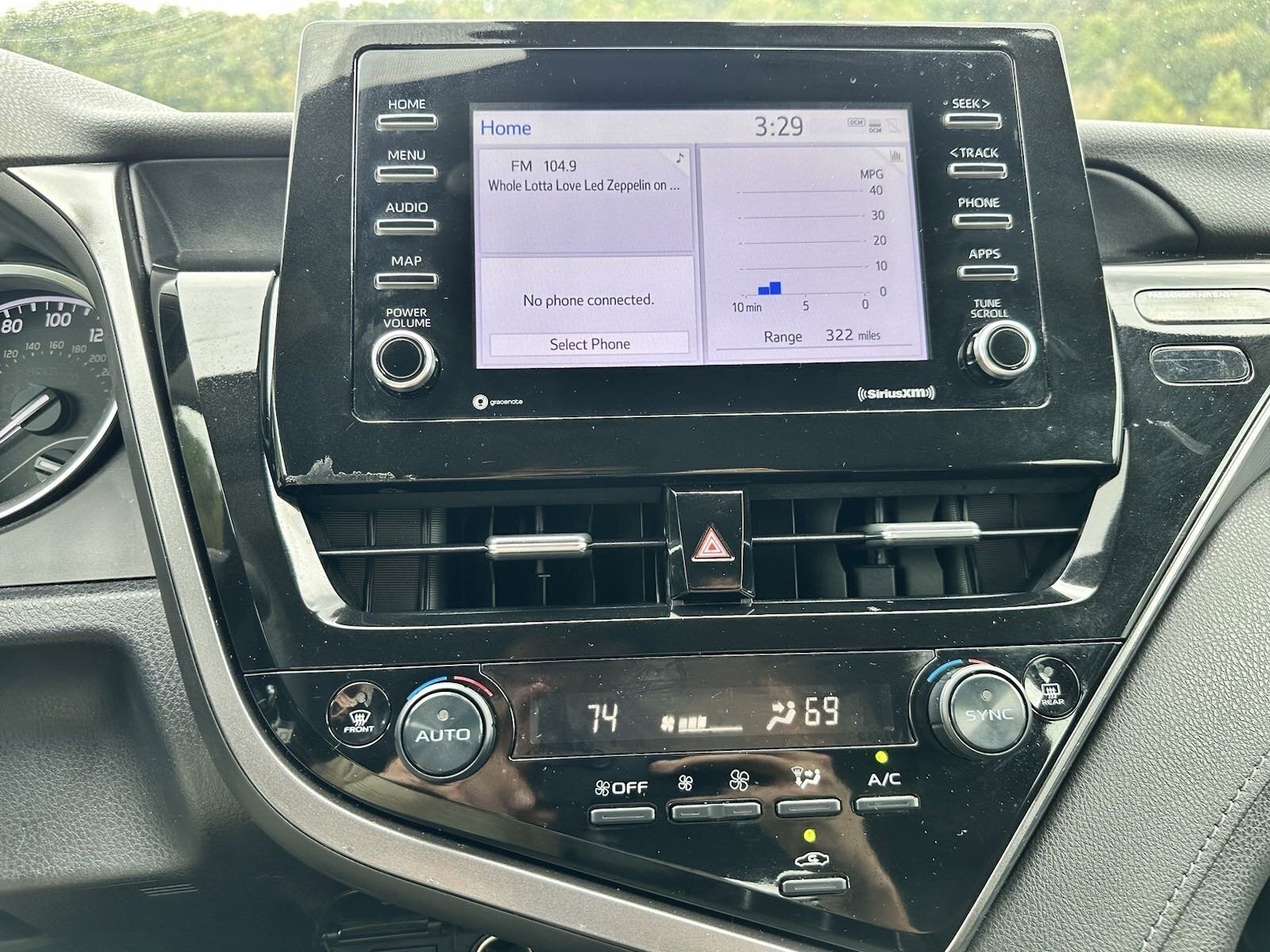 2022 Toyota Camry LE