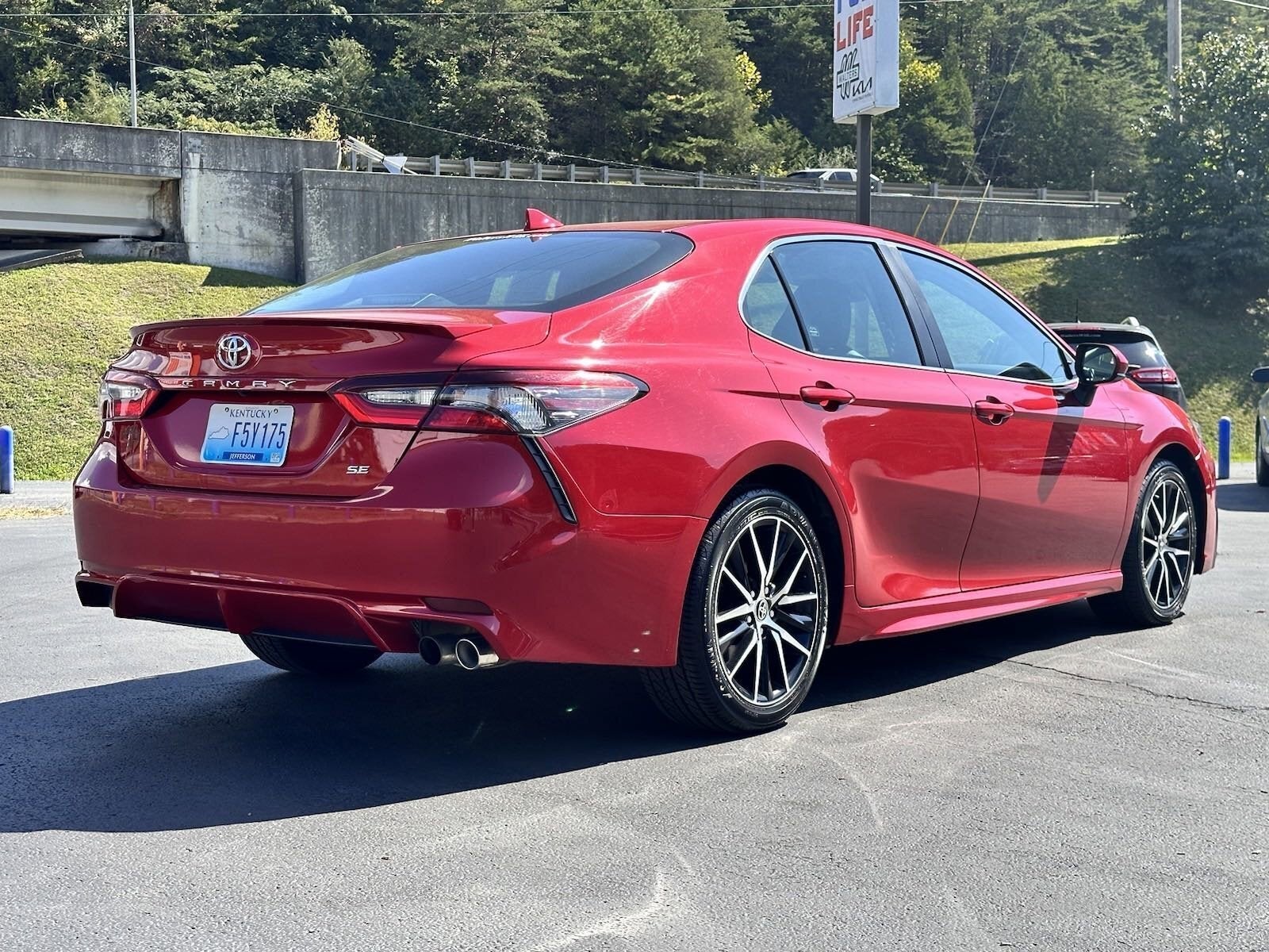 2021 Toyota Camry SE