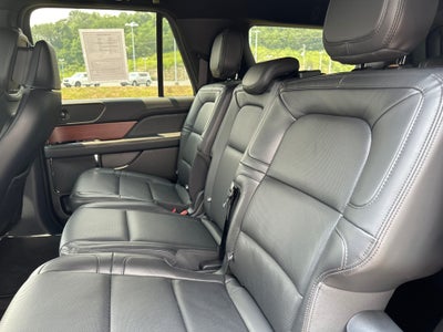 2022 Lincoln Navigator L Reserve