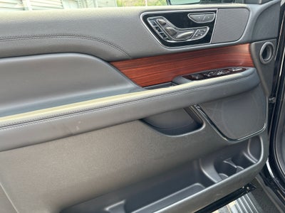 2022 Lincoln Navigator L Reserve